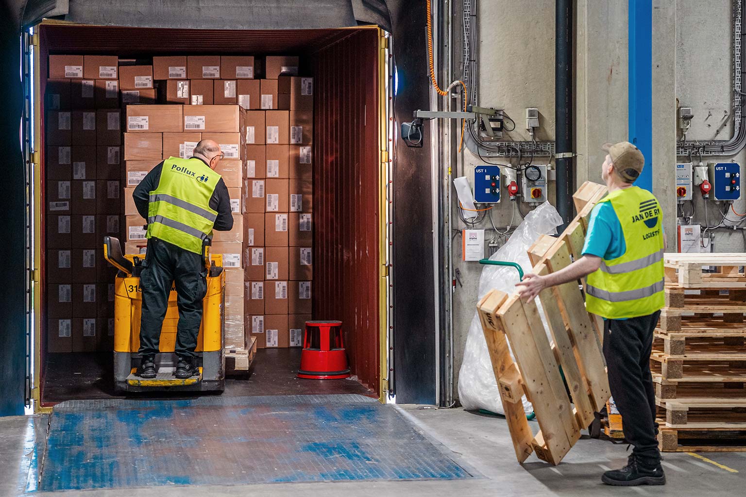 Încărcător/Descărcător de containere